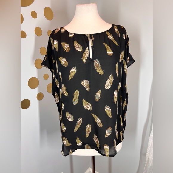 EUC Joie Lamia Feather Print Blouse - Picture 5 of 10